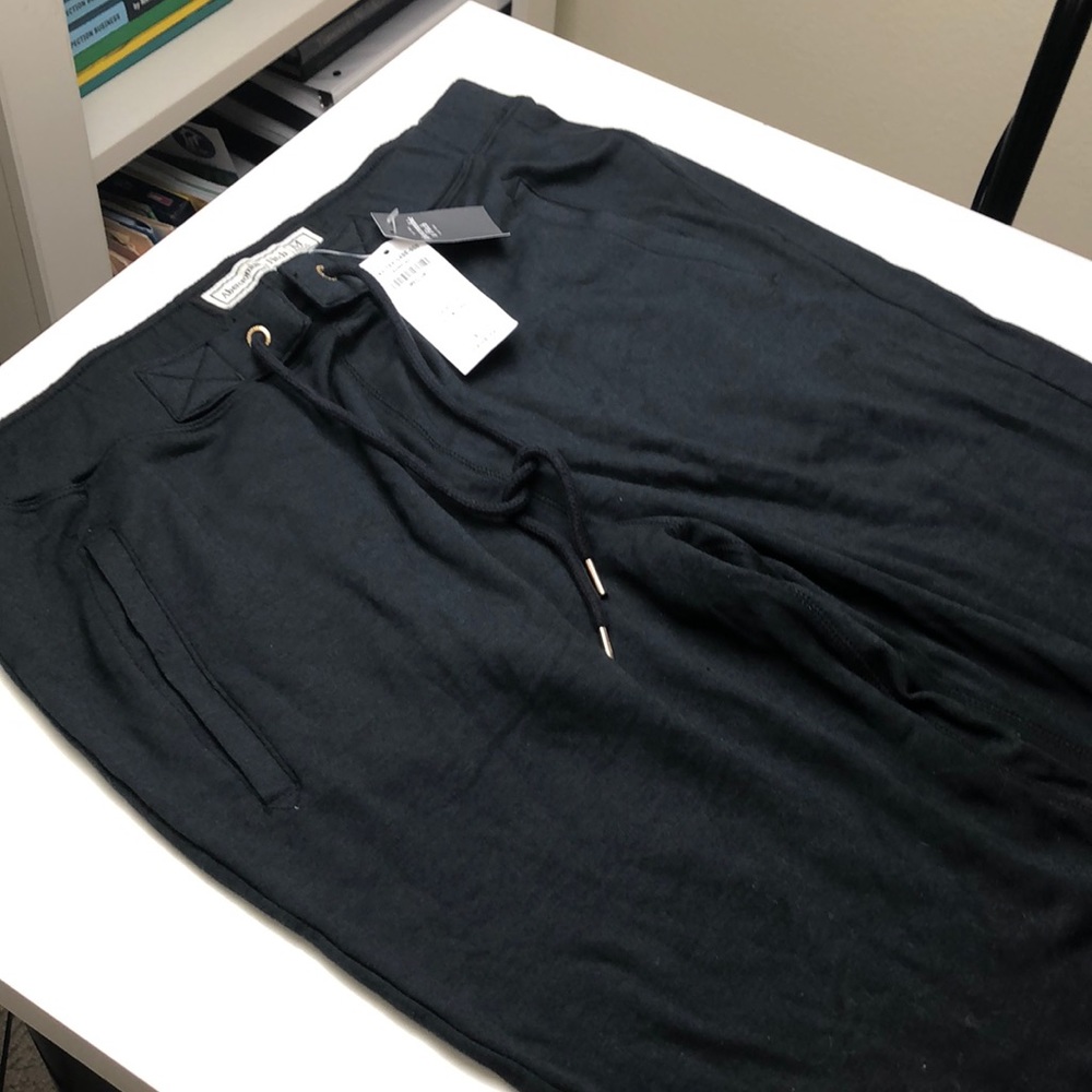 Women’s Abercrombie and Fitch joggers